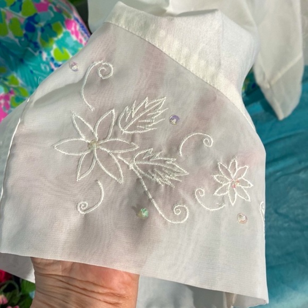 New! Sherry Taylor Collections white pants with chiffon hem and 2 pockets
